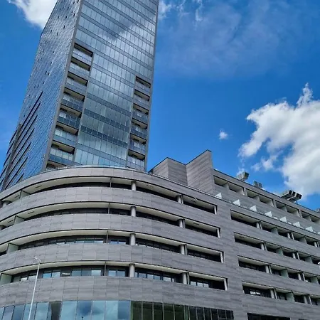 Jbhotels Premium Hanza Tower *