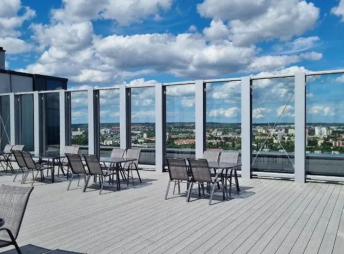 דירה Jbhotels Premium Hanza Tower 4*